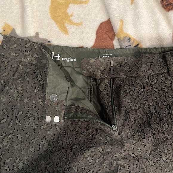 Ann Taylor Loft shorts size 14 original - Picture 9 of 9